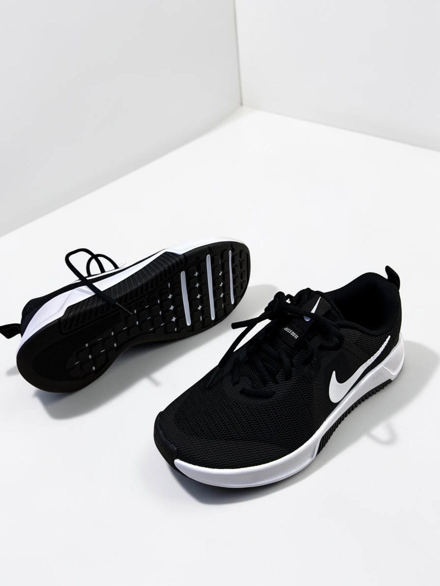 Zapatos Nike B/W